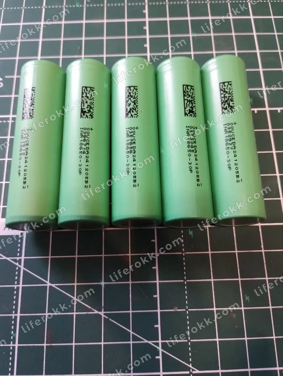 DMEGC 30p